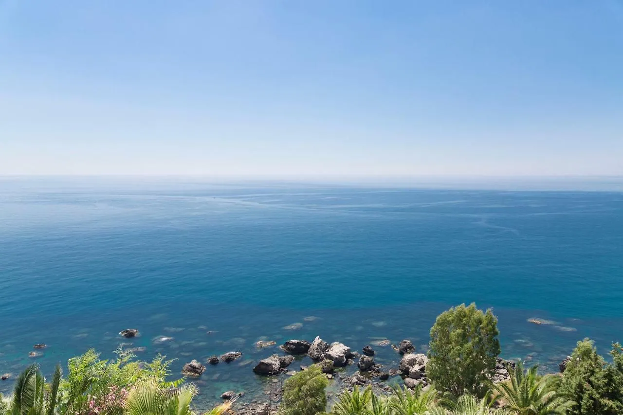 Crystal Sea Hotel Forza dʼAgro