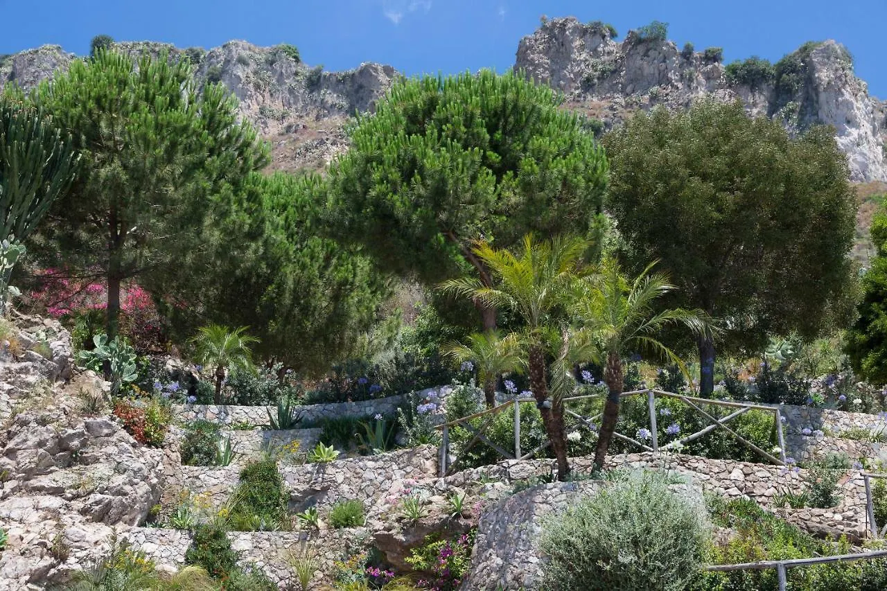 Crystal Sea Hotel Forza dʼAgro